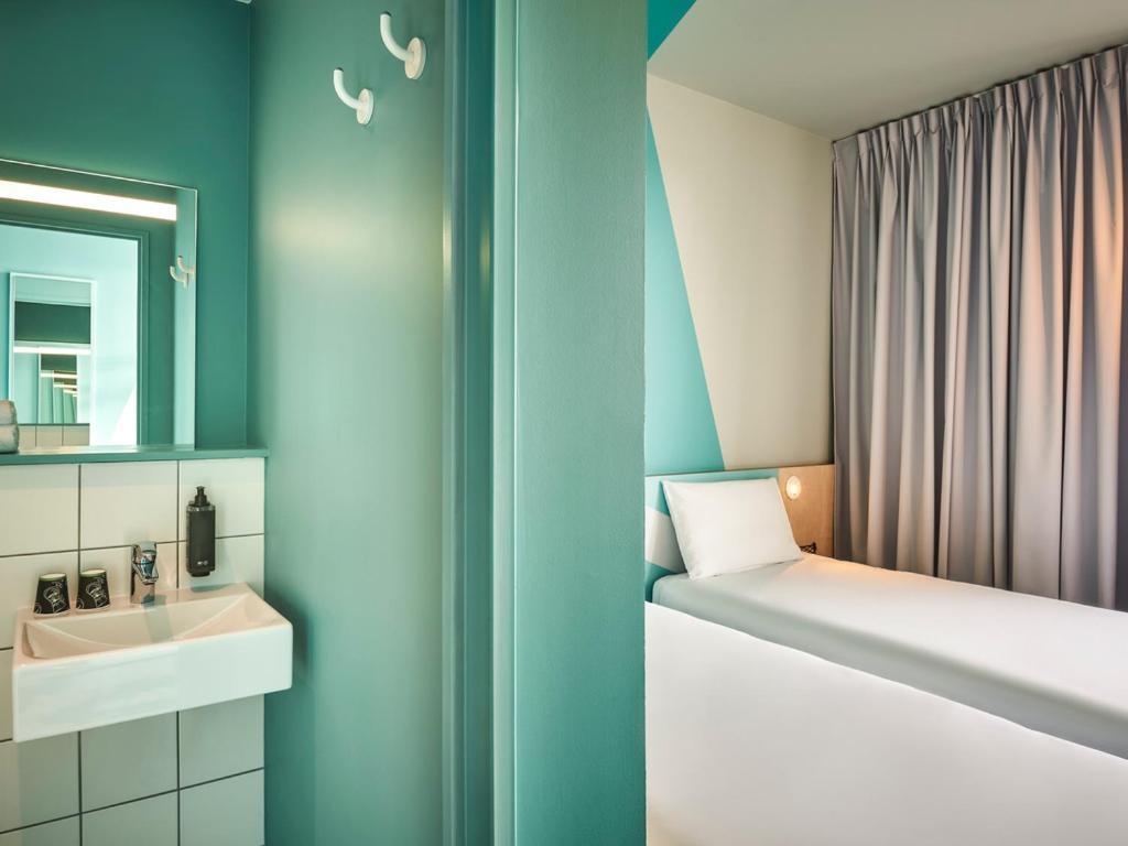 Ibis Budget Nancy Laxou Екстериор снимка